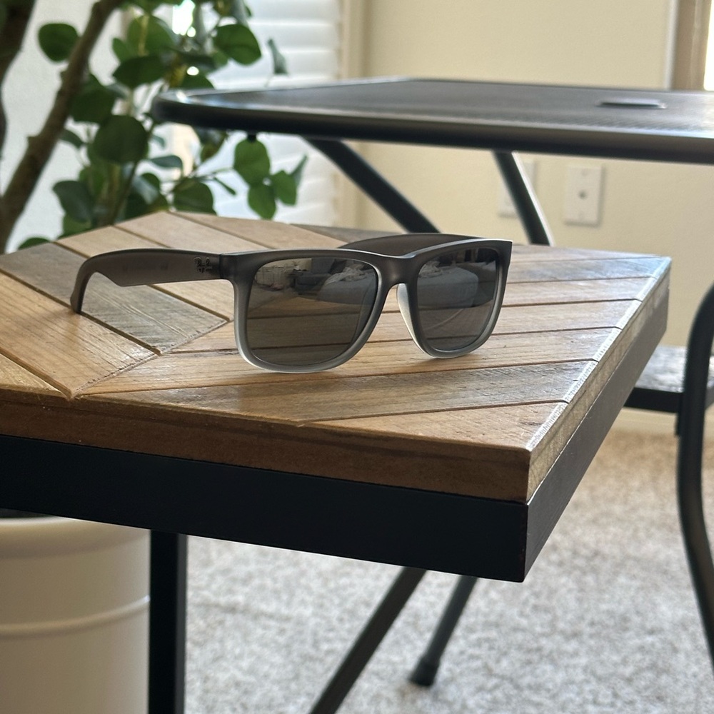 Ray-Ban Sunglasses